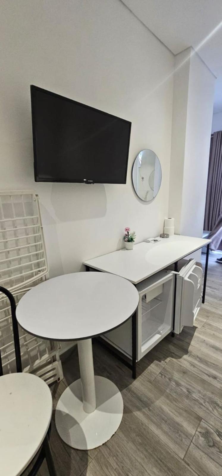 Hotel Edina Apartments By Hp Saranda Dış mekan fotoğraf