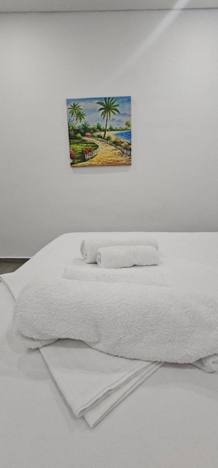 Hotel Edina Apartments By Hp Saranda Dış mekan fotoğraf